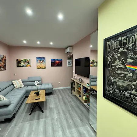 Appartement Duplex 70m2 climatisé avec parking compris à Reims Extérieur photo