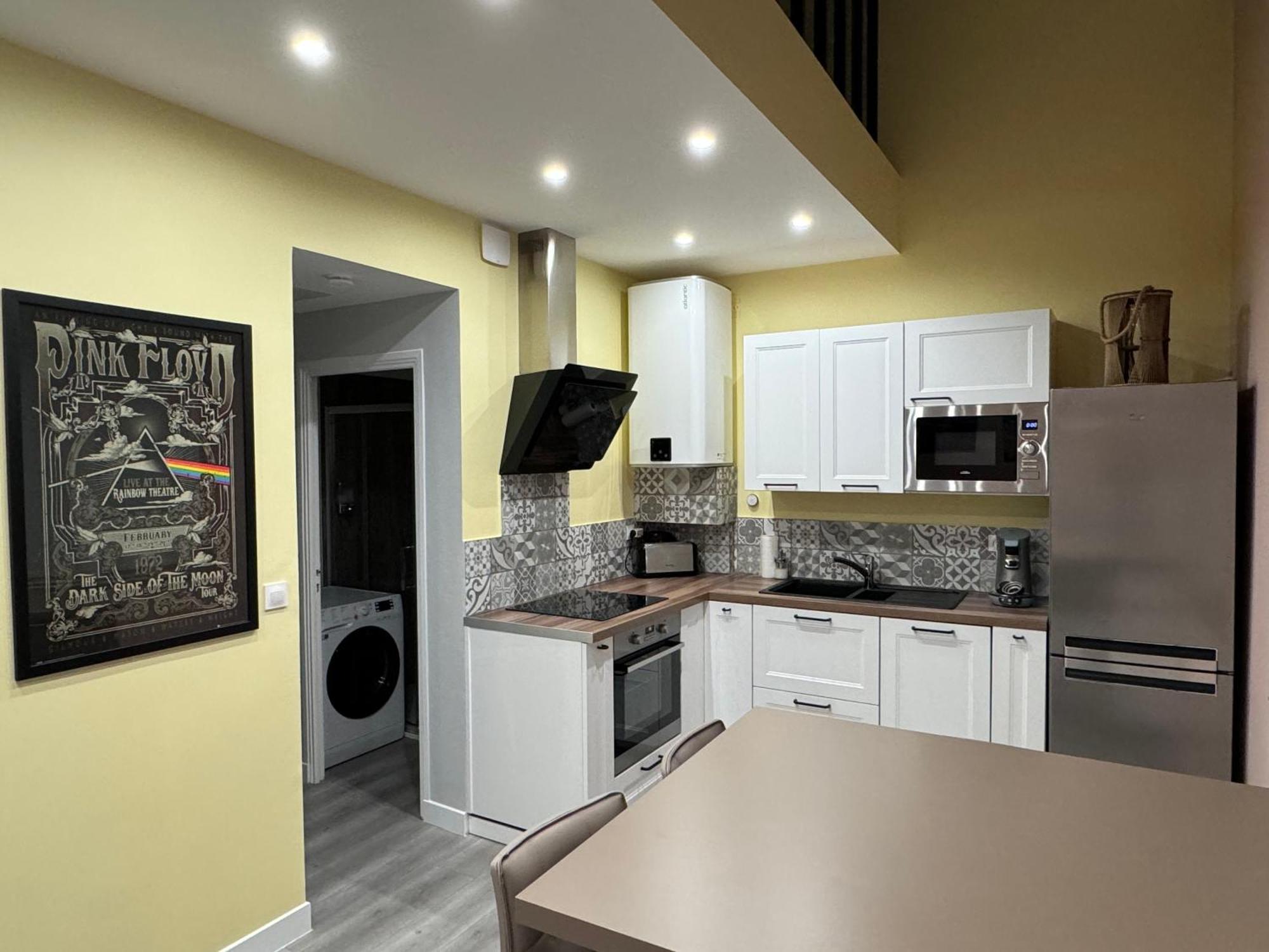70m2 Climatise - Parking Prive - Lycee Roosevelt - Arena Apartment *