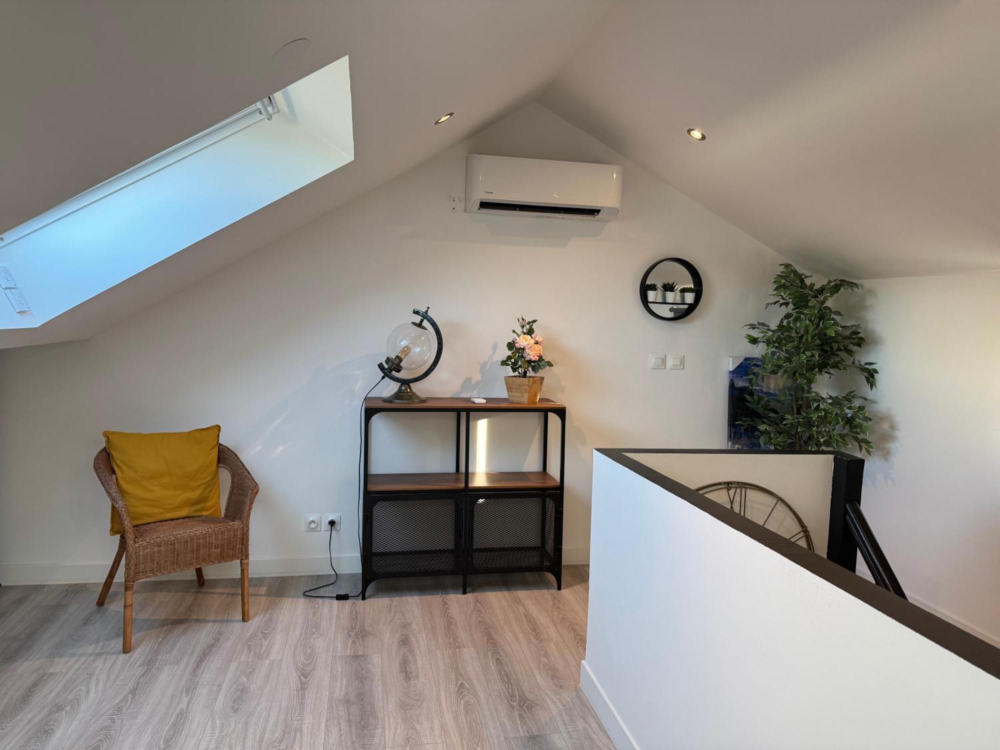 70m2 Climatise - Parking Prive - Lycee Roosevelt - Arena Apartment